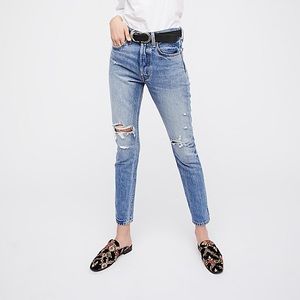 Distressed Levi’s 501 Boyfriend Jean